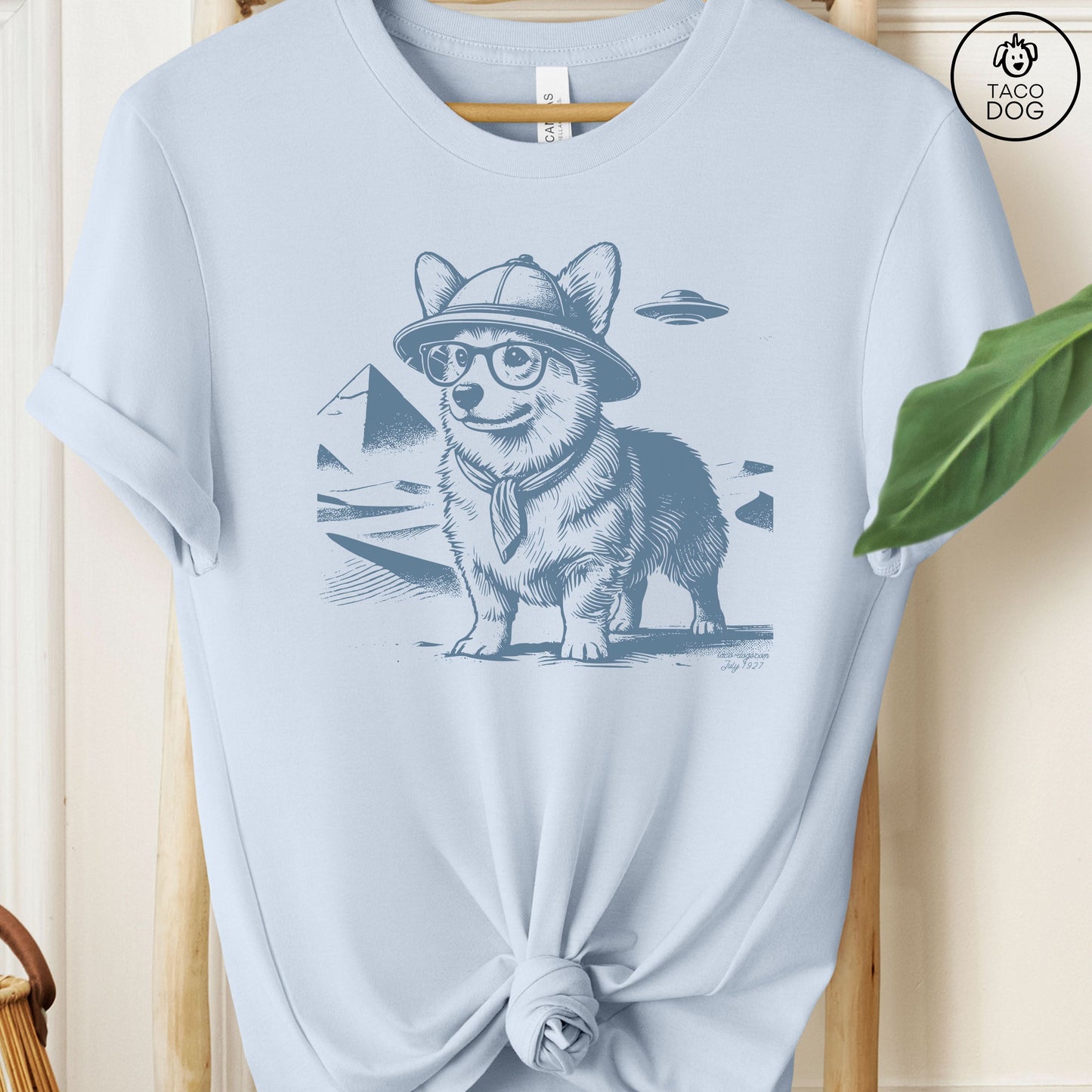 Corgi Pyramid Pyramids Egypt Ink Drawing UFO T-Shirt
