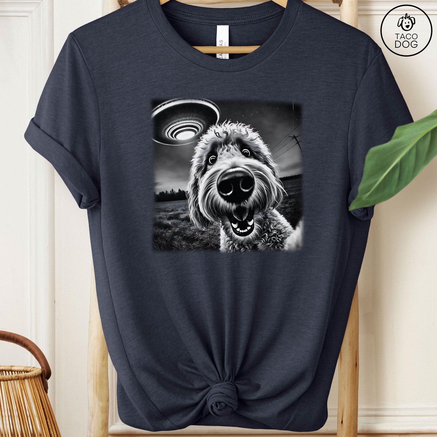 Goldendoodle Doodle UFO Selfie T-Shirt Heather Navy Taco-Dog