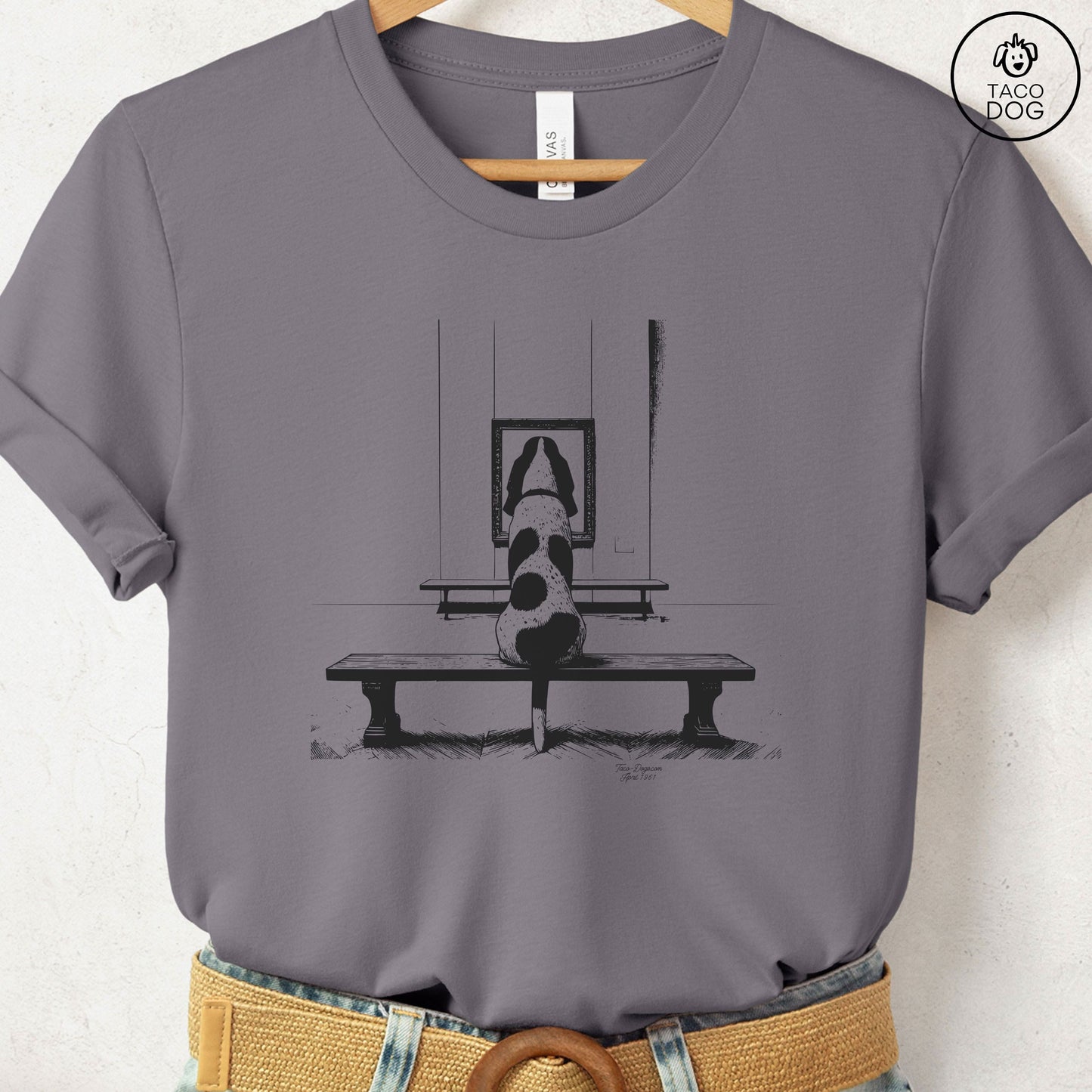 Basset Hound Museum Art Gallery T-Shirt