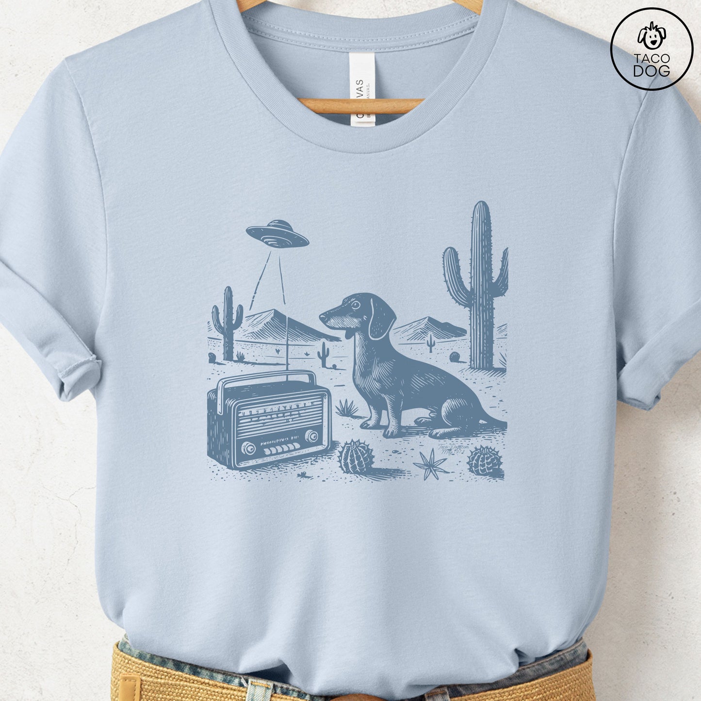 Dachshund Vintage Radio T-Shirt
