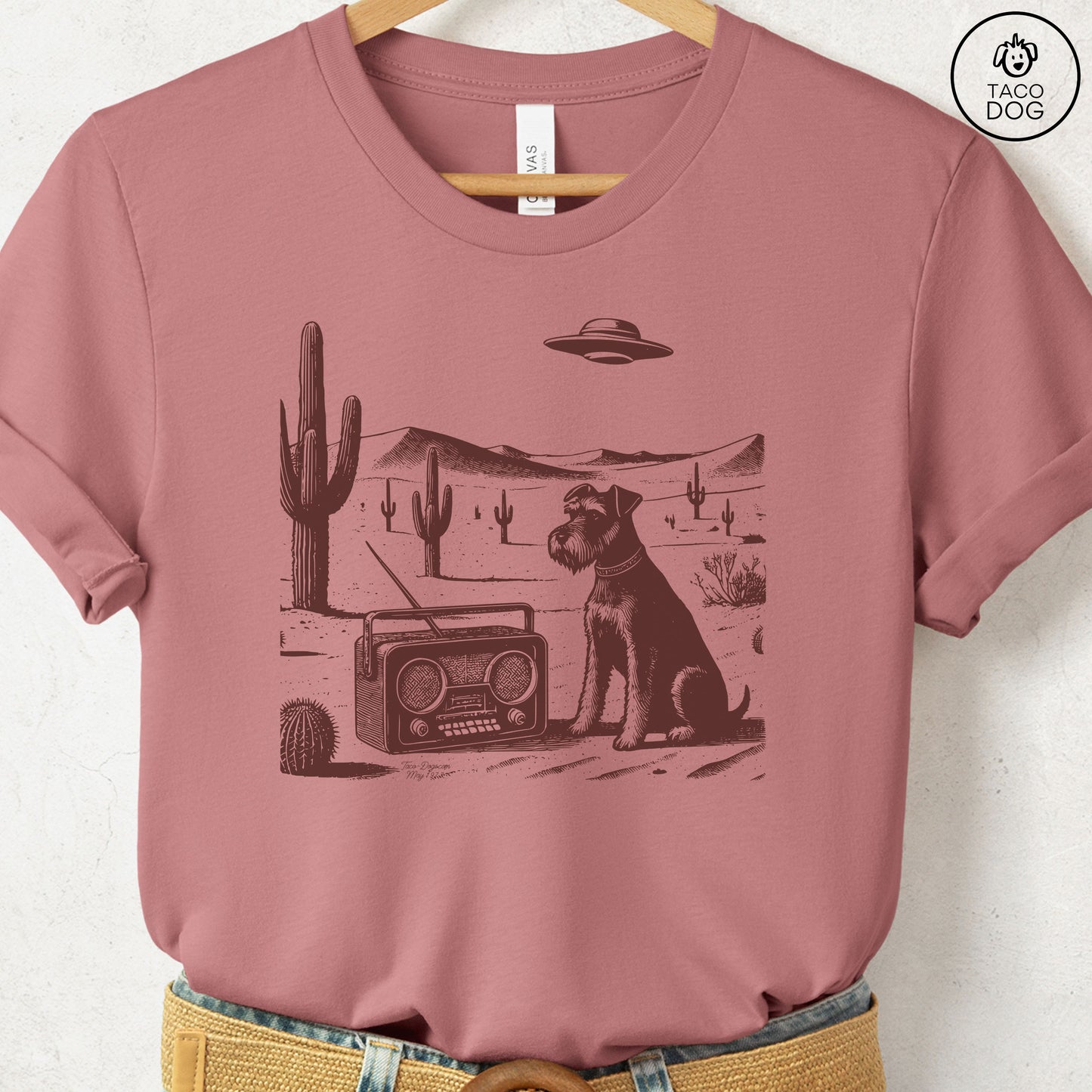 Schnauzer Vintage Radio T-Shirt