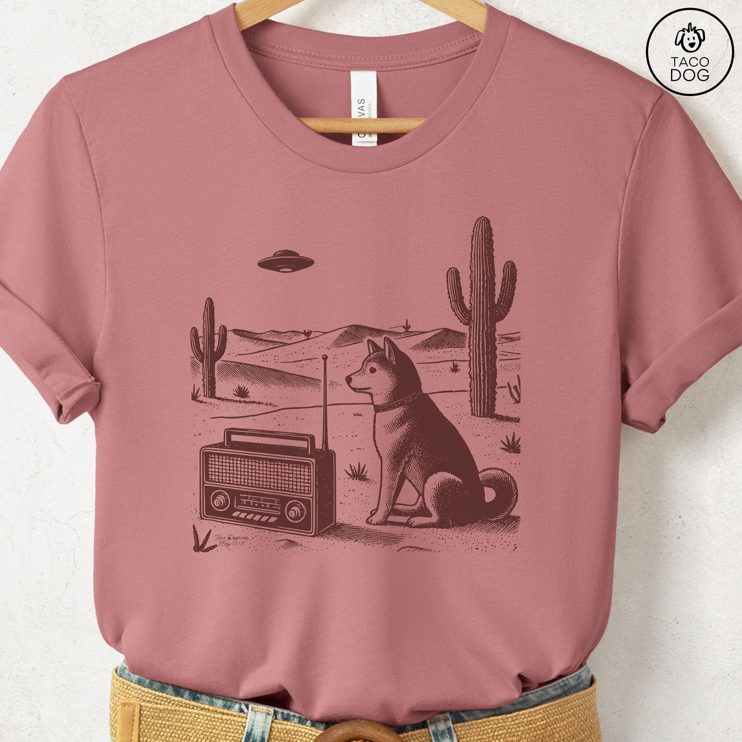 Shiba Inu Vintage Radio T-Shirt