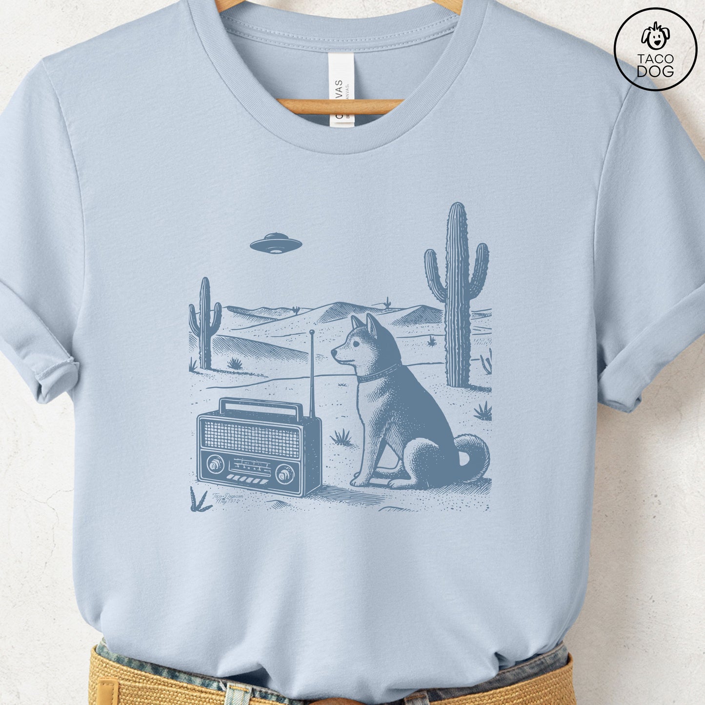 Shiba Inu Vintage Radio T-Shirt
