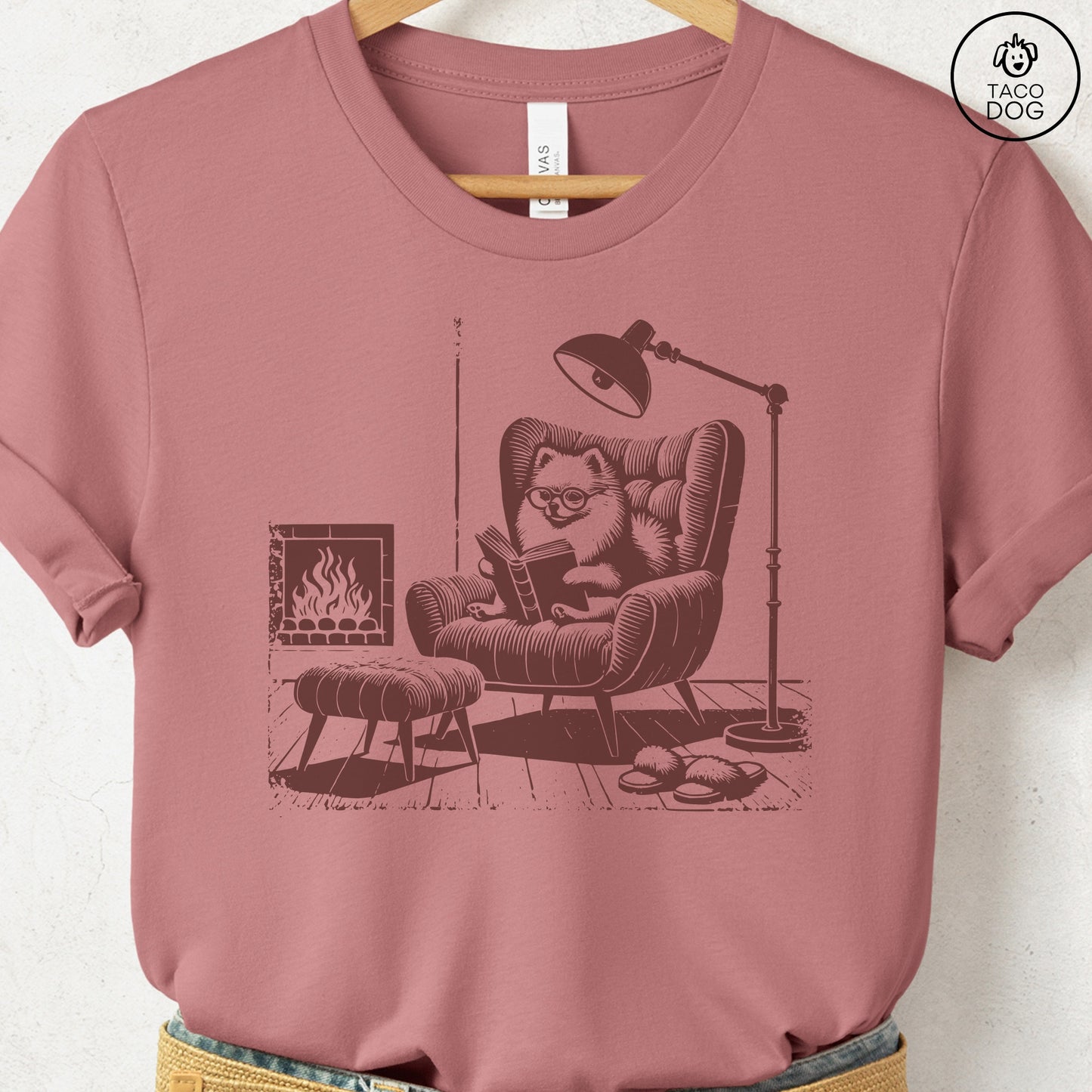 Pomeranian Reading Chair T-Shirt