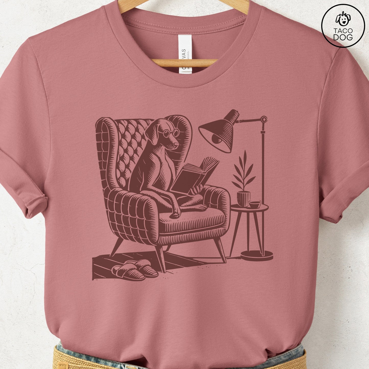 Vizsla Reading Chair T-Shirt