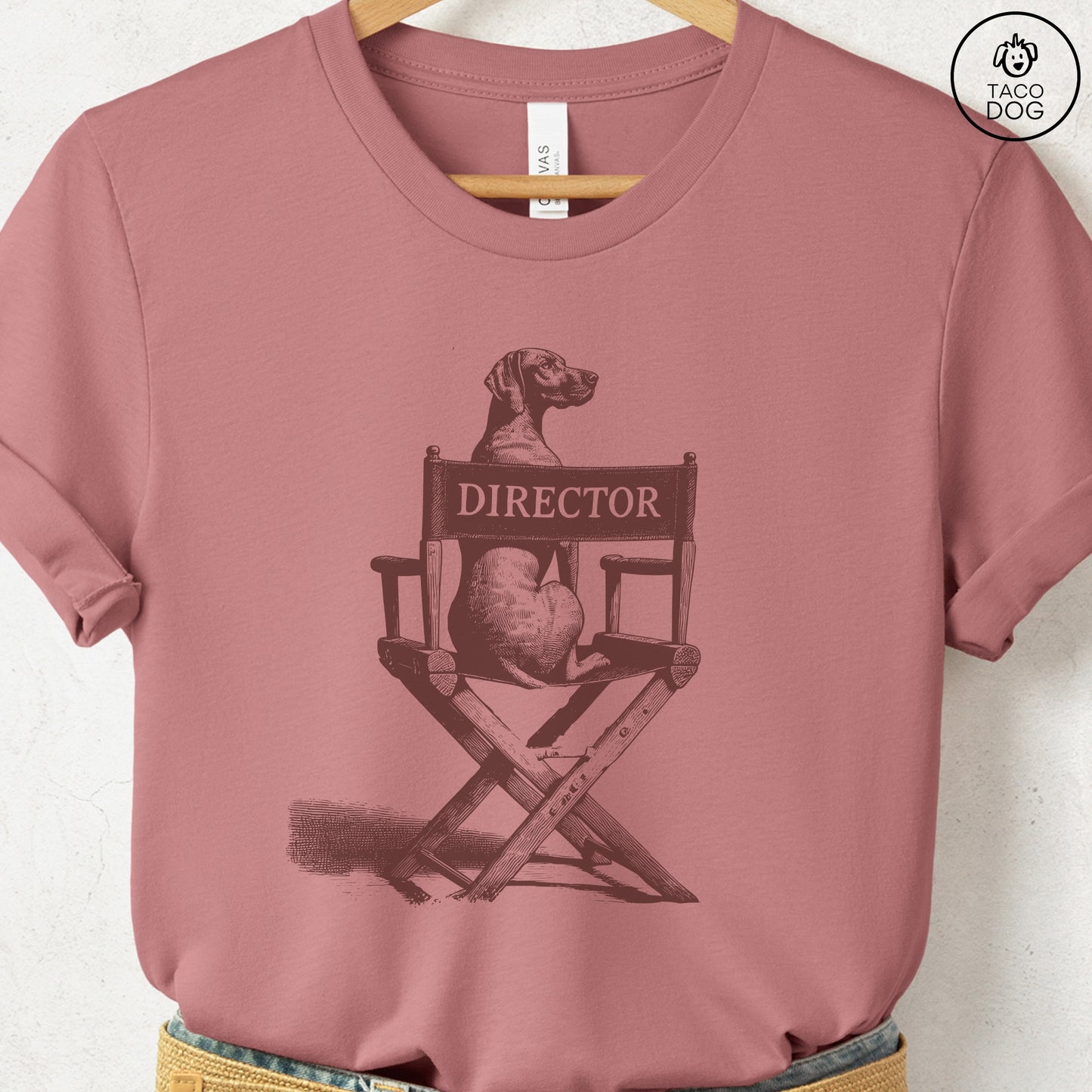 Vizsla Director Chair T-Shirt
