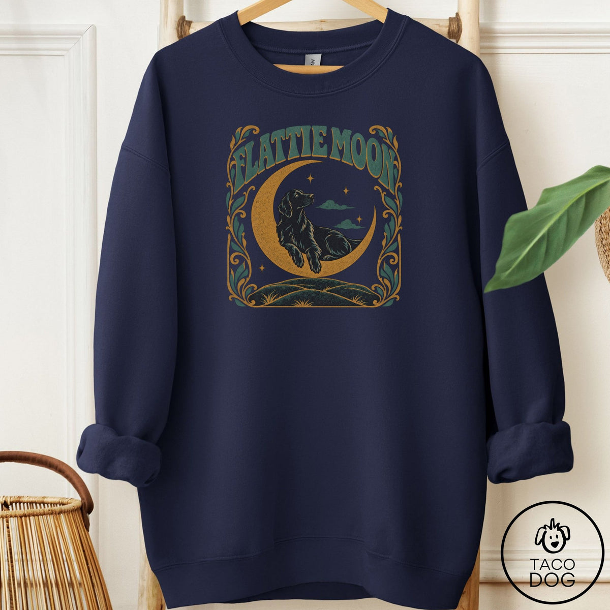 Flat-Coated Retriever Crescent Moon Sweatshirt Navy Taco-Dog