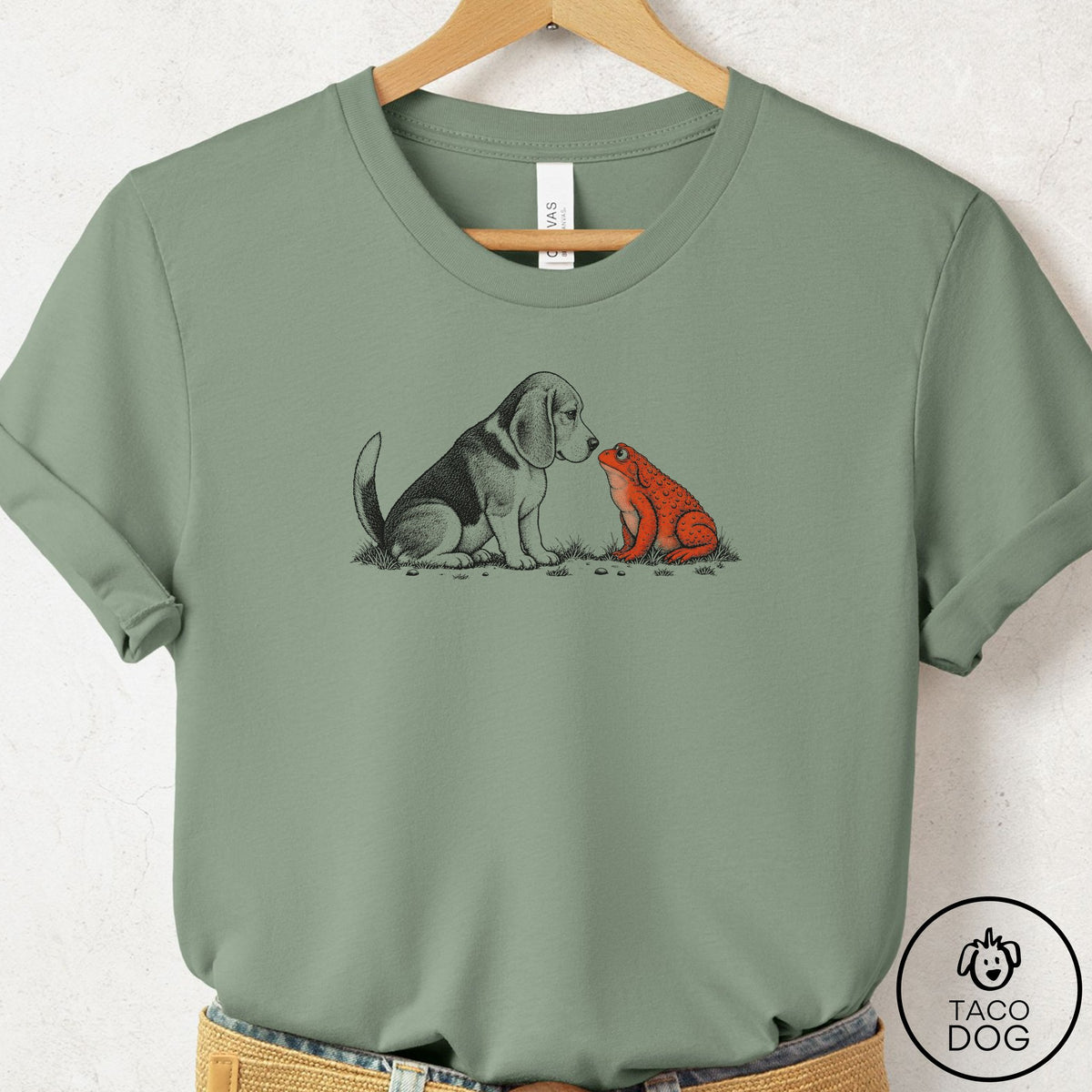 Beagle Toad Watch T-Shirt Sage Taco-Dog