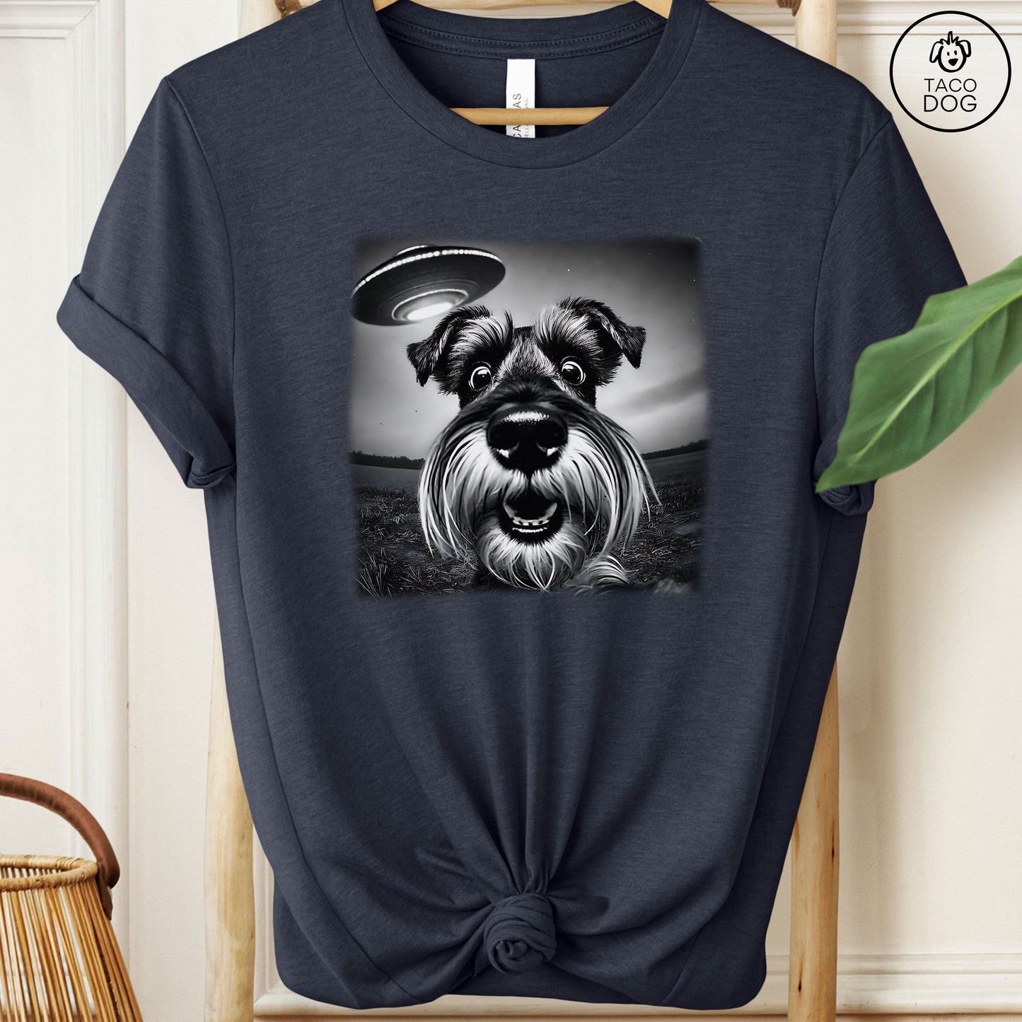 Schnauzer UFO Selfie T-Shirt
