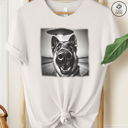 German Shepherd GSD UFO Selfie T-Shirt