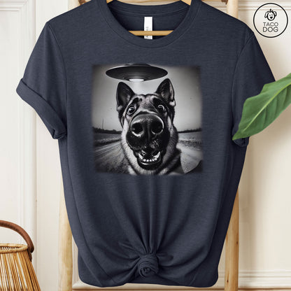 German Shepherd GSD UFO Selfie T-Shirt