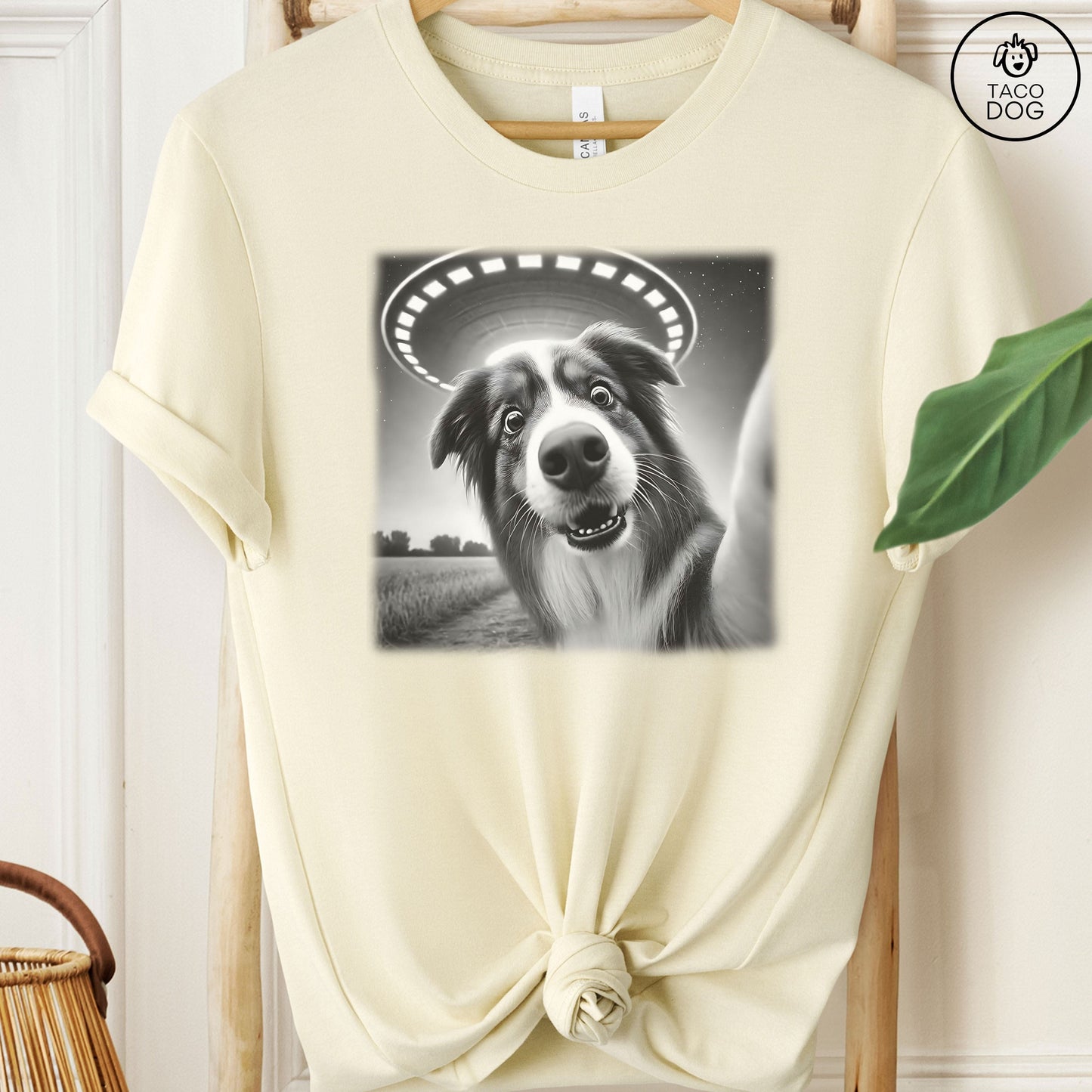 Australian Shepherd Aussie Selfie UFO T-Shirt