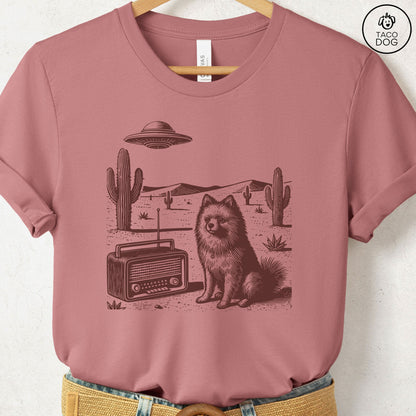 Pomeranian Vintage Radio T-Shirt