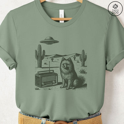 Pomeranian Vintage Radio T-Shirt