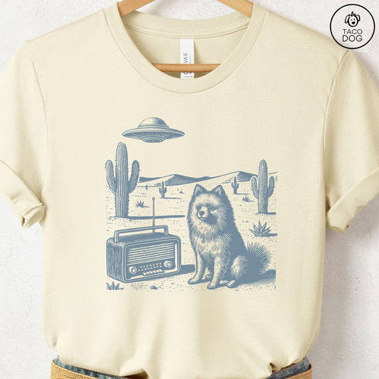Pomeranian Vintage Radio T-Shirt