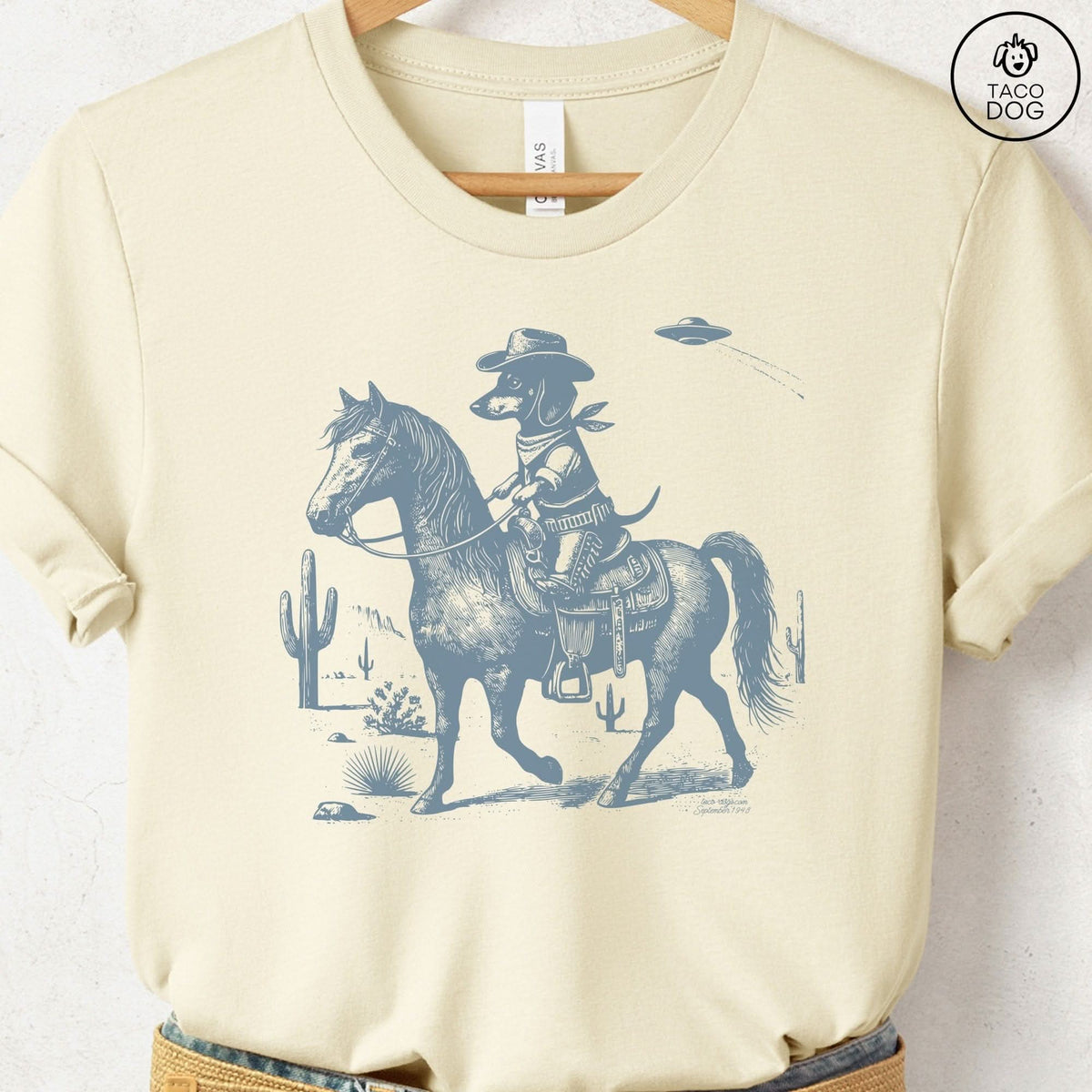Dachshund Wiener Dog Horseback T-Shirt, design close-up