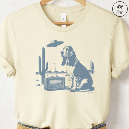 Basset Hound Vintage Radio T-Shirt