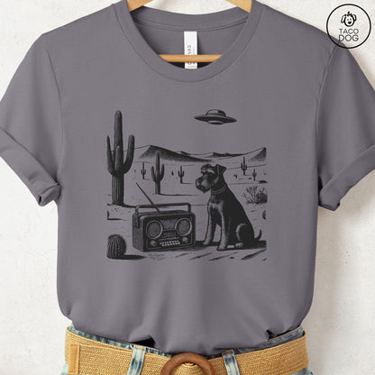 Schnauzer Vintage Radio T-Shirt