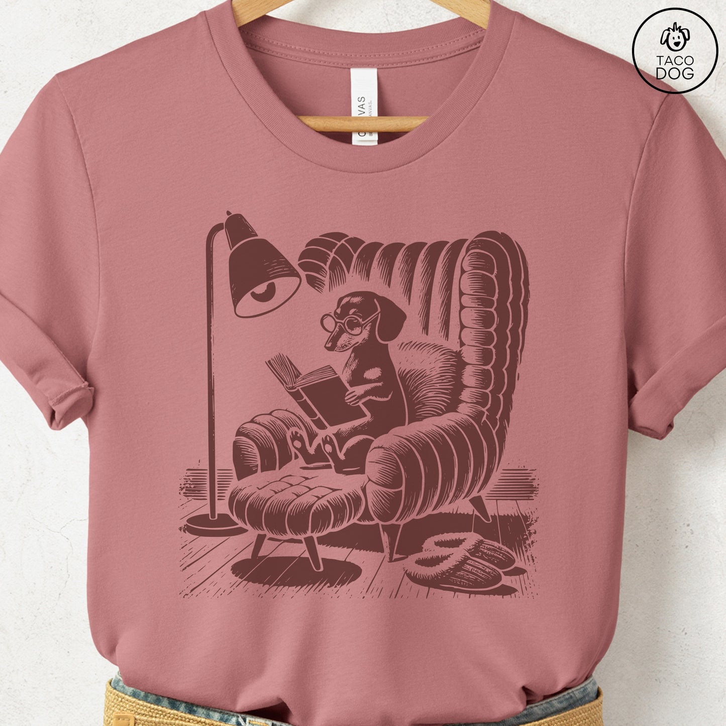 Dachshund Wiener Dog Reading Chair T-Shirt