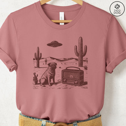 Pug Vintage Radio T-Shirt