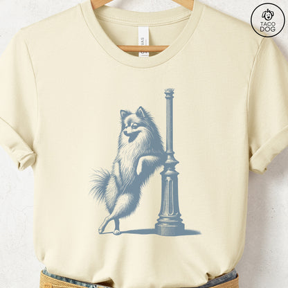Pomeranian Lamppost Leaning T-Shirt