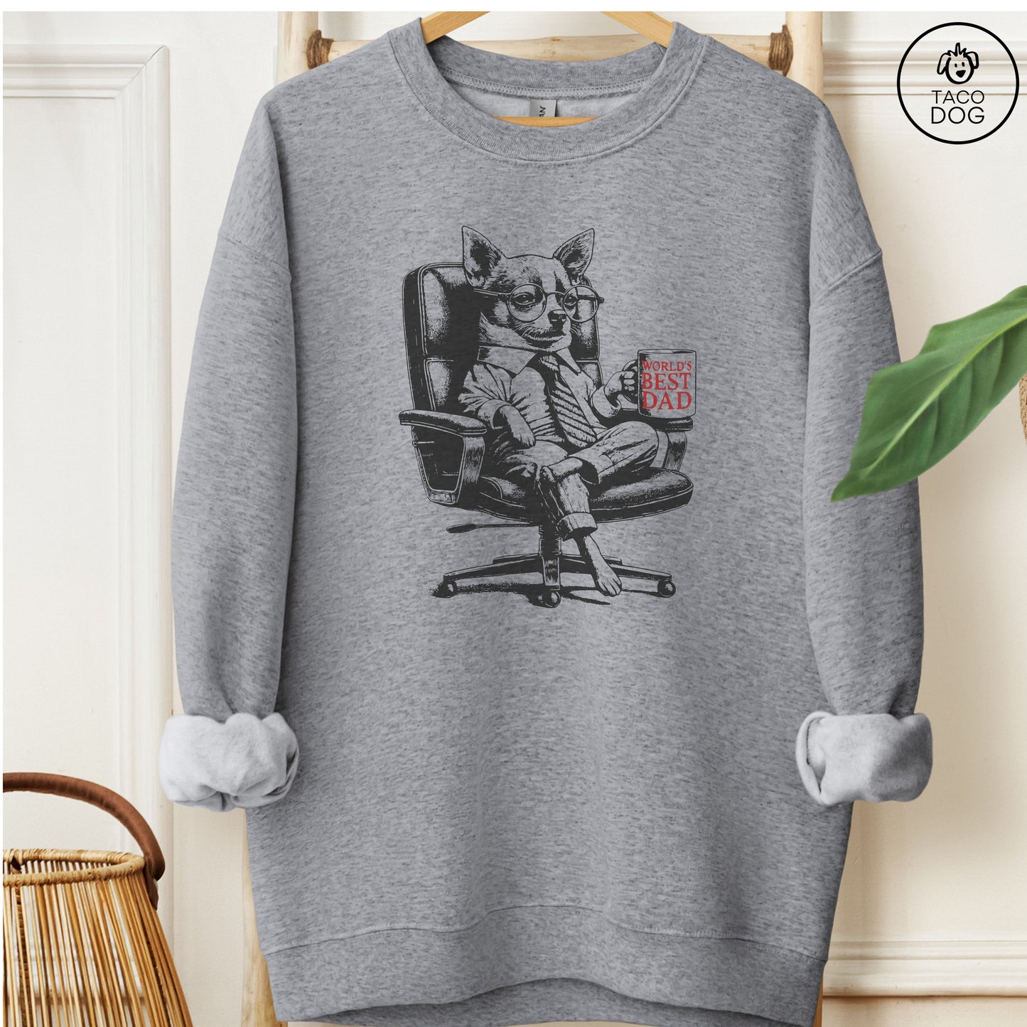 Chihuahua World's Best Dad Mug Sweatshirt Graphite Heather Taco-Dog