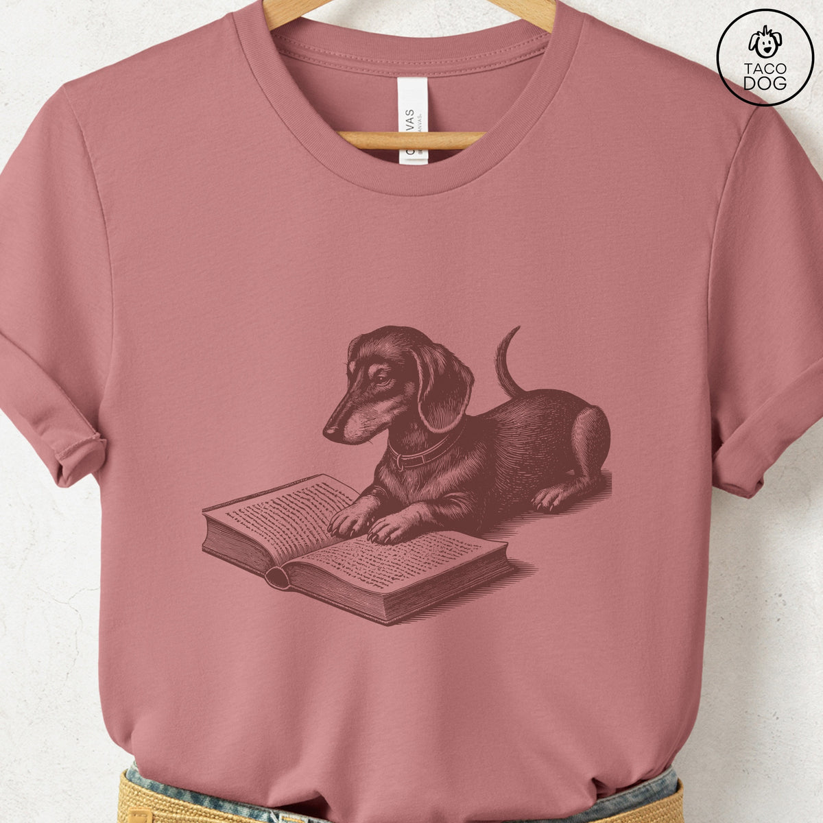 Dachshund Weenie Studying Book T-Shirt, design close-up