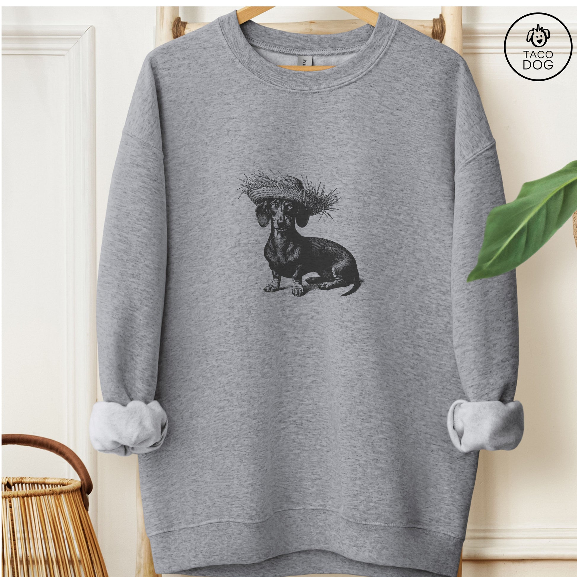 Dachshund Weenie Pava Jibaro Boricua Hat Sweatshirt Graphite Heather Taco-Dog