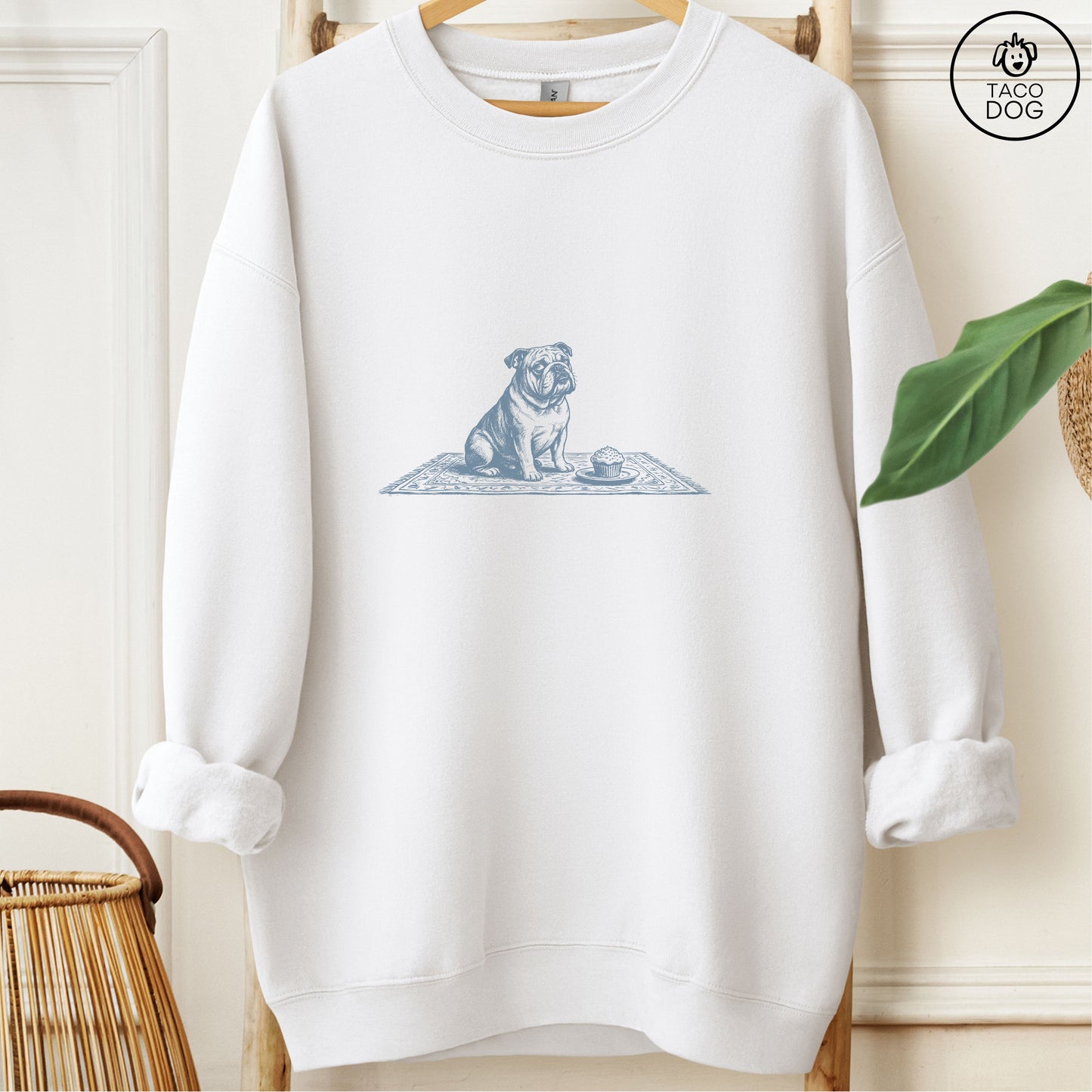 English Bulldog Cupcake Sweatshirt White Taco-Dog