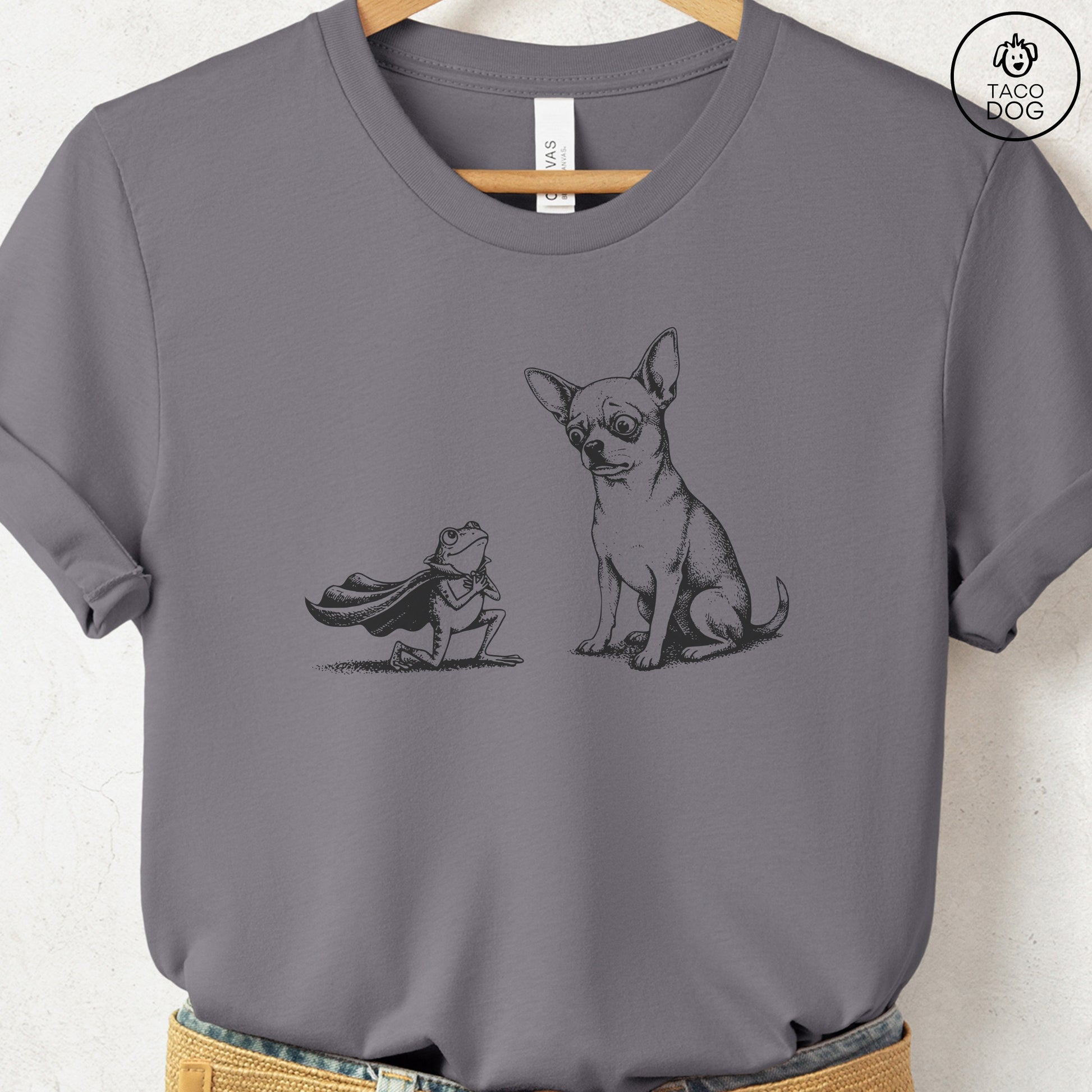 Chihuahua & Frog T-Shirt Storm