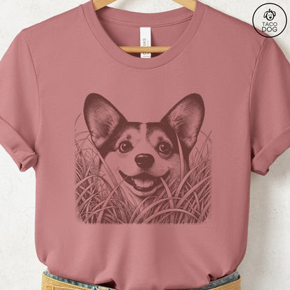 Corgi in the Grass T-Shirt Heather Mauve