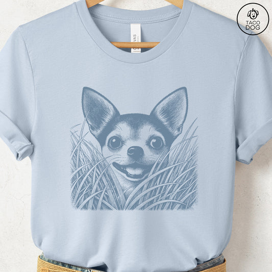 Chihuahua in the Grass T-Shirt Light Blue