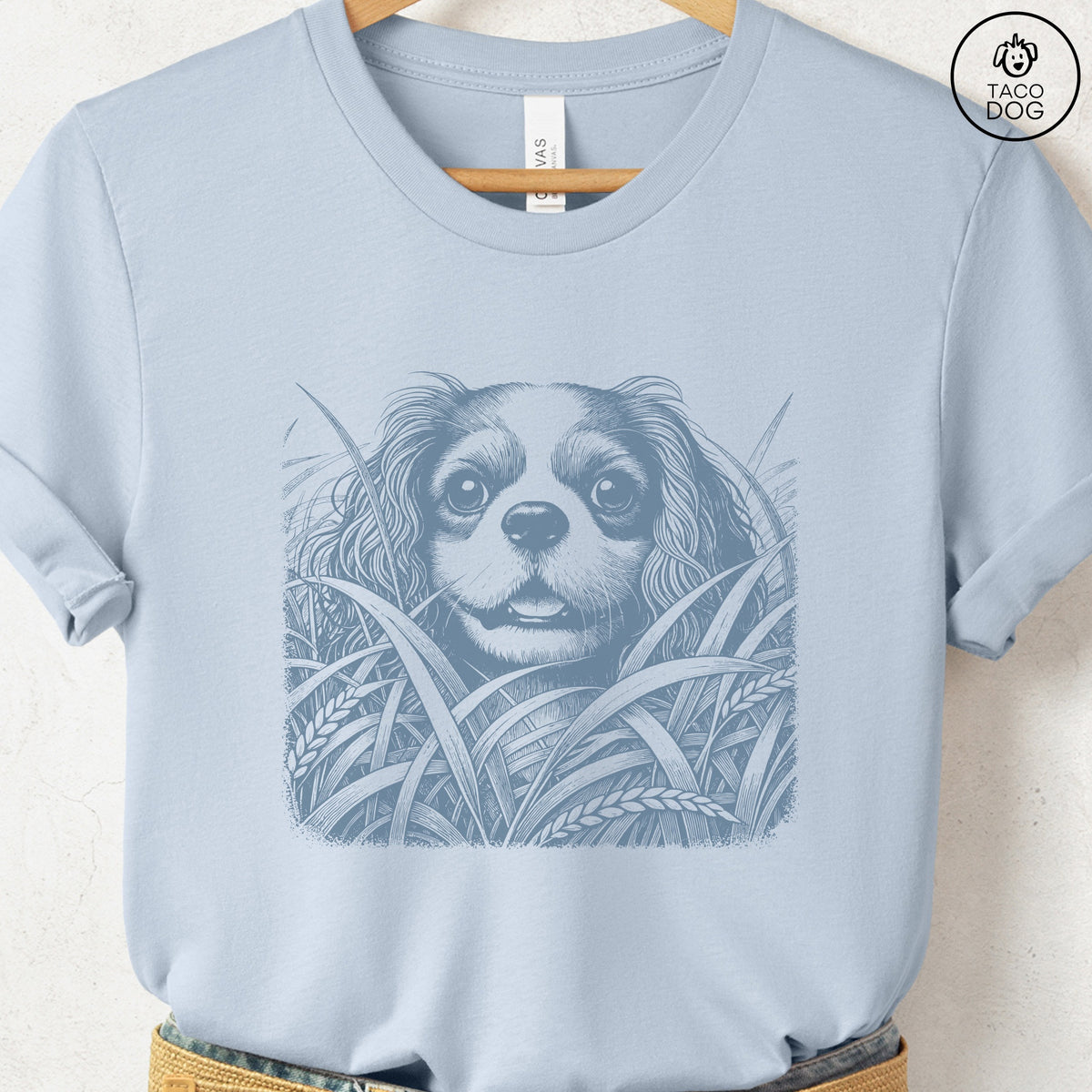 Cavalier King Charles Spaniel in the Grass T-Shirt, design close-up