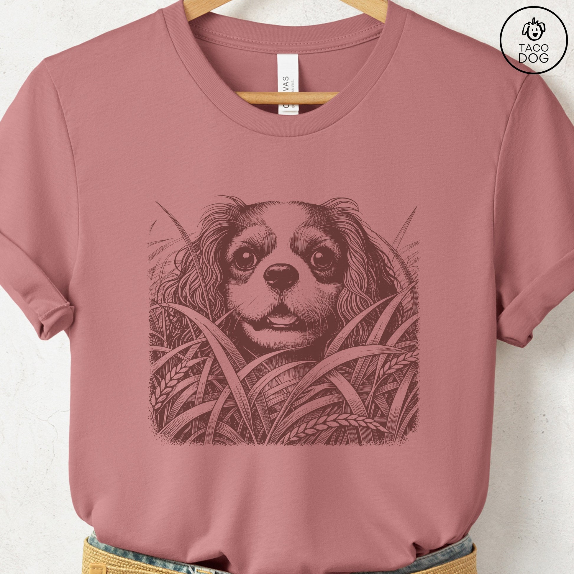 Cavalier King Charles Spaniel in the Grass T-Shirt Heather Mauve Taco-Dog