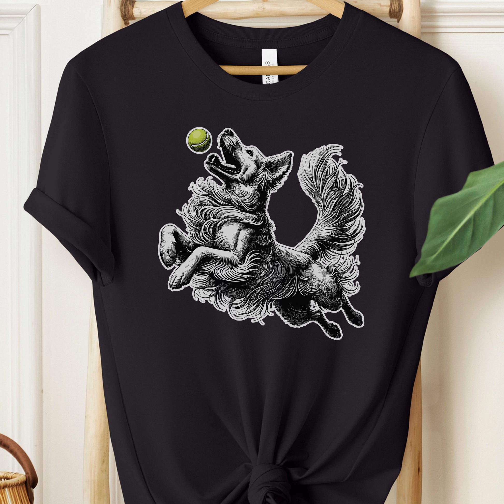 Golden Retriever Tennis Ball T-Shirt Black Taco-Dog