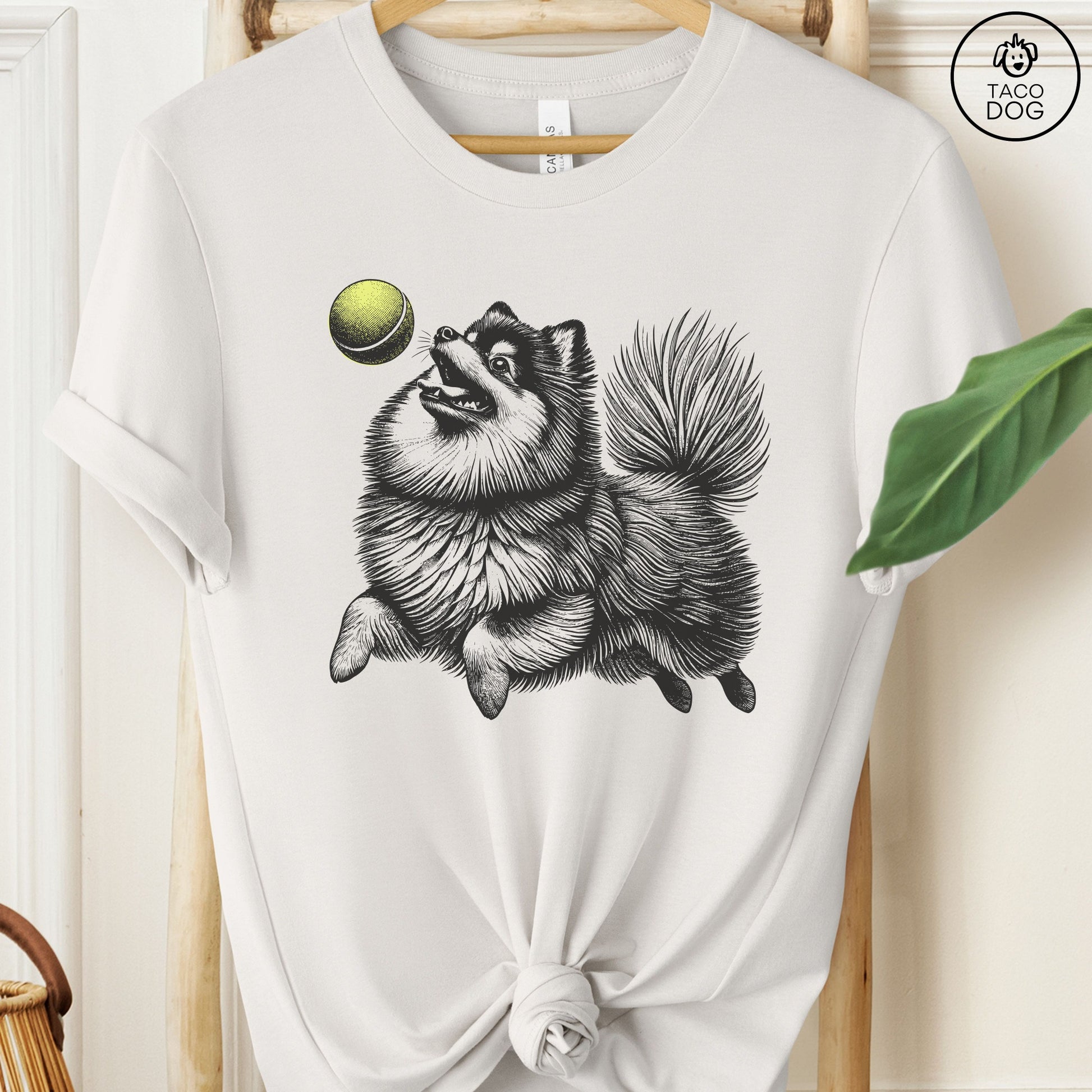 Pomeranian Tennis Ball T-Shirt Vintage White Taco-Dog