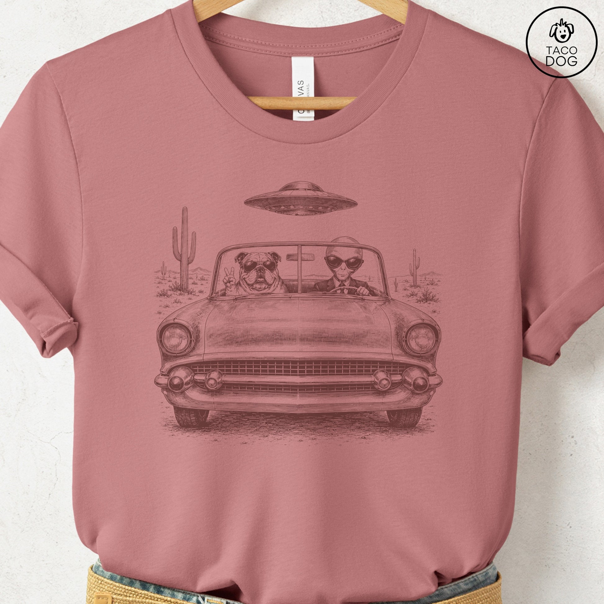 English Bulldog Alien Roadtrip T-Shirt Heather Mauve Taco-Dog