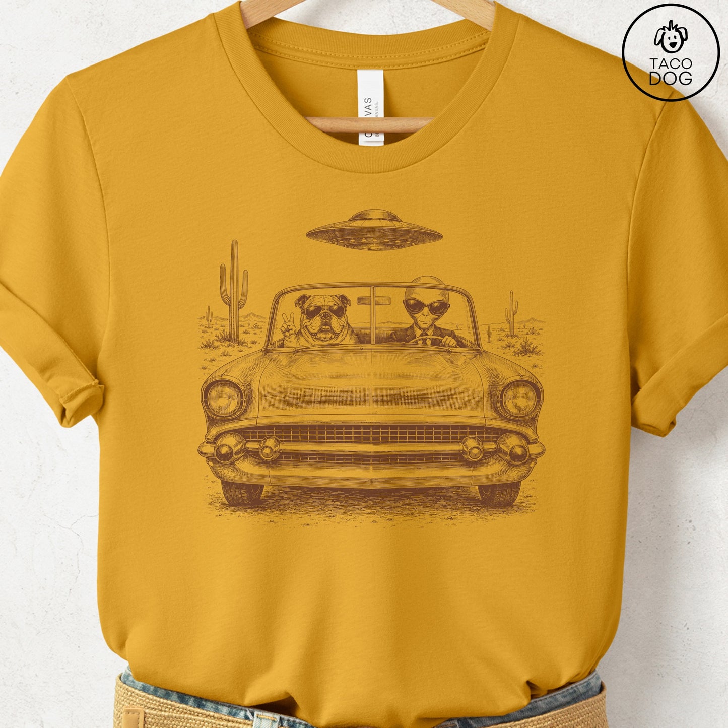 English Bulldog Alien Roadtrip T-Shirt Mustard Taco-Dog