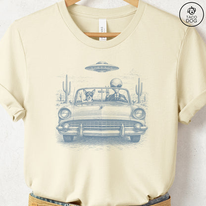 Chihuahua Alien Roadtrip T-Shirt Natural Taco-Dog