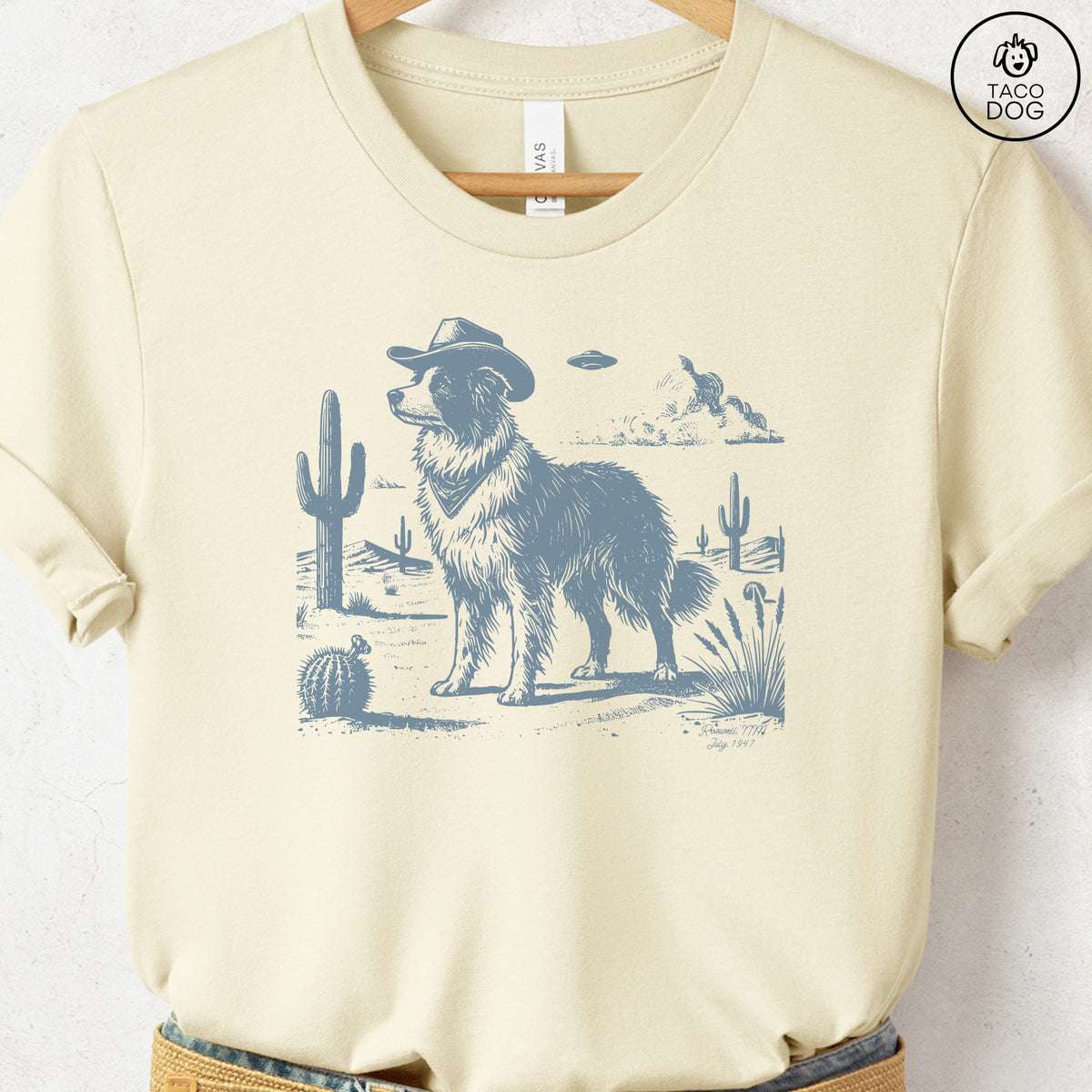 Border Collie Cowboy UFO T-Shirt Natural Taco-Dog