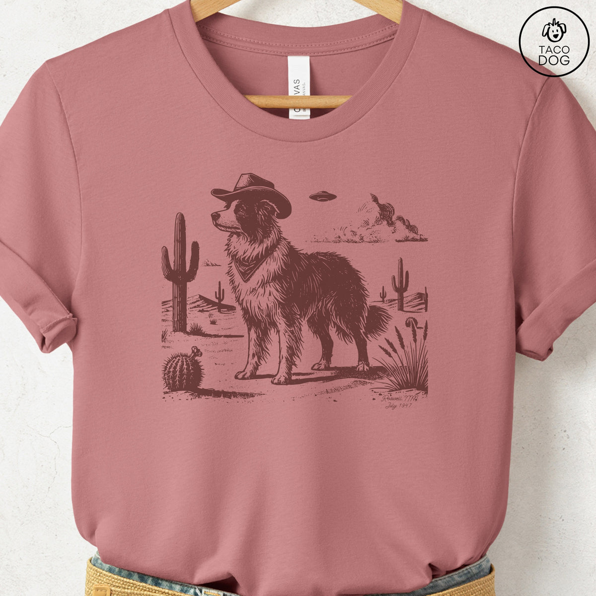 Border Collie Cowboy UFO T-Shirt Heather Mauve Taco-Dog