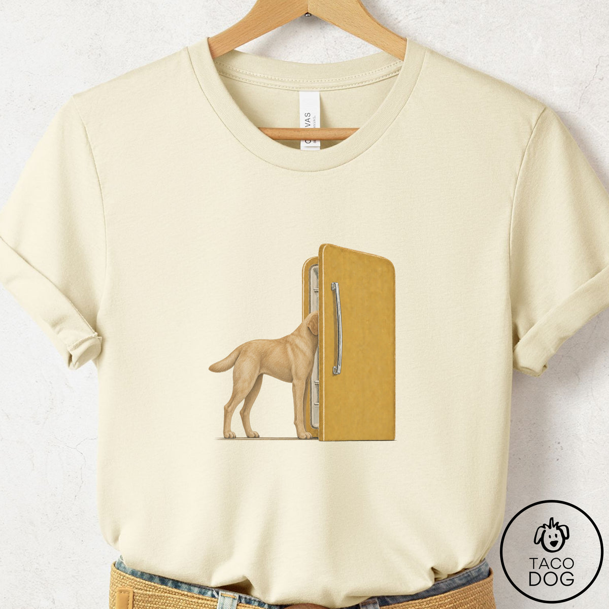 Labrador Retriever Refrigerator T-Shirt, design close-up
