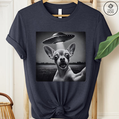 Chihuahua UFO Selfie T-Shirt