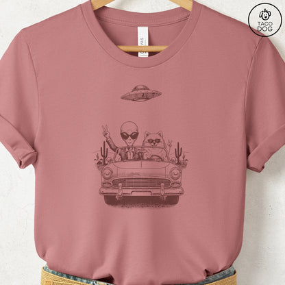 Pomeranian Vintage UFO T-Shirt Heather Mauve S Taco-Dog