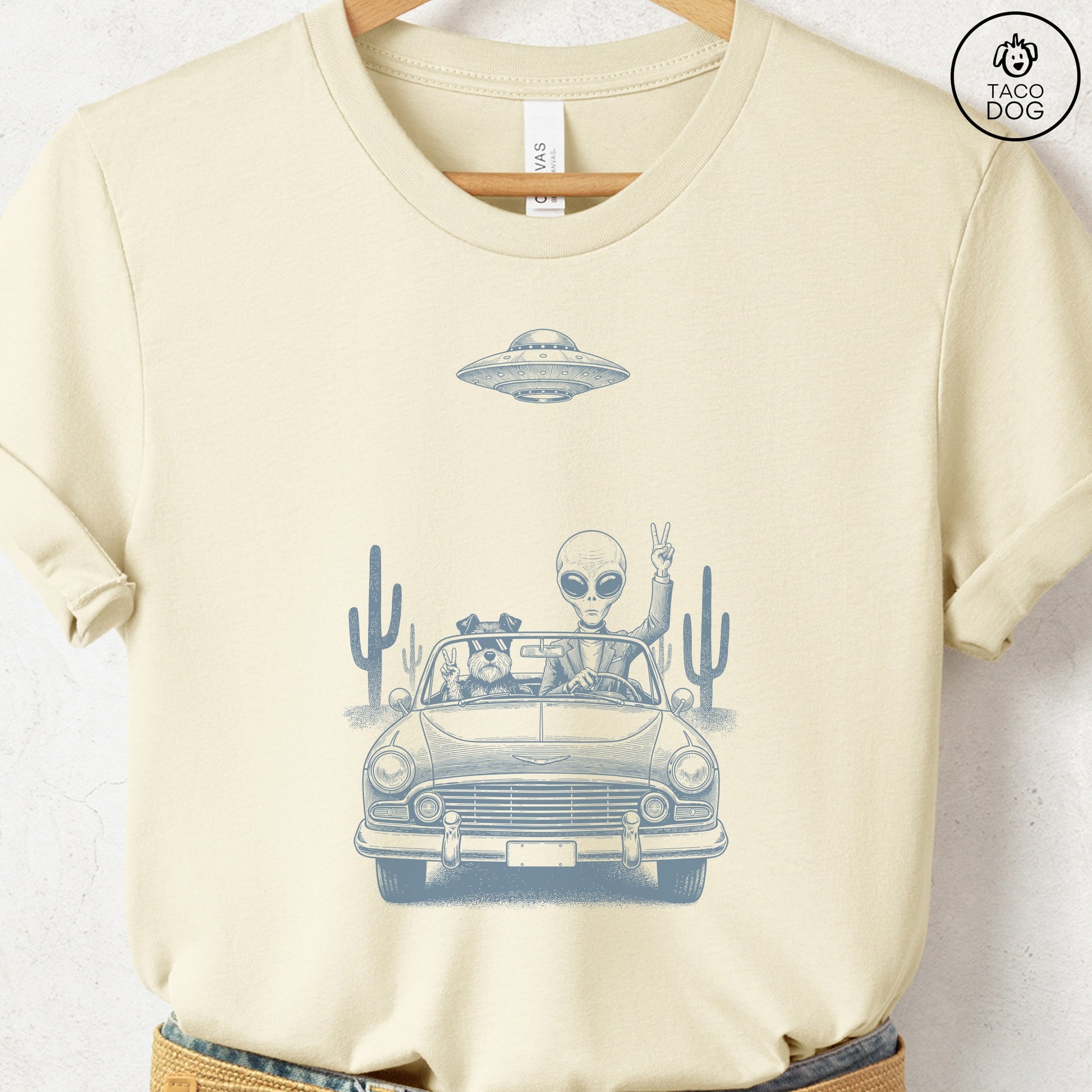 Schnauzer Vintage UFO T-Shirt Natural S Taco-Dog