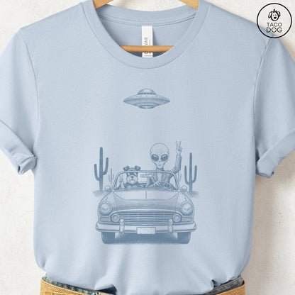 Schnauzer Vintage UFO T-Shirt Light Blue S Taco-Dog