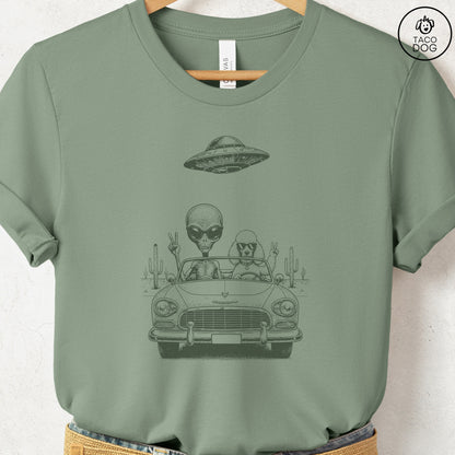 Poodle Vintage UFO T-Shirt Taco-Dog