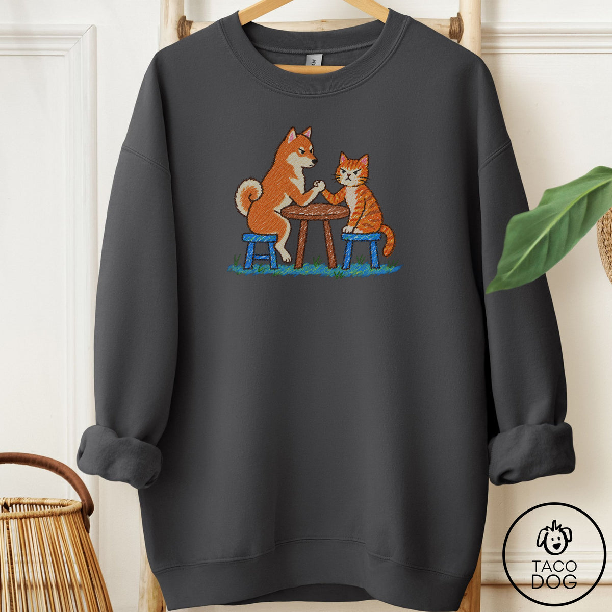 Shiba Inu Arm Wrestling Sweatshirt Charcoal Taco-Dog