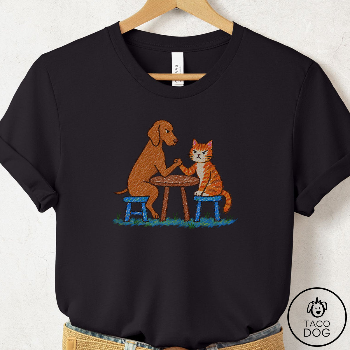 Vizsla Arm Wrestling T-Shirt Black Taco-Dog