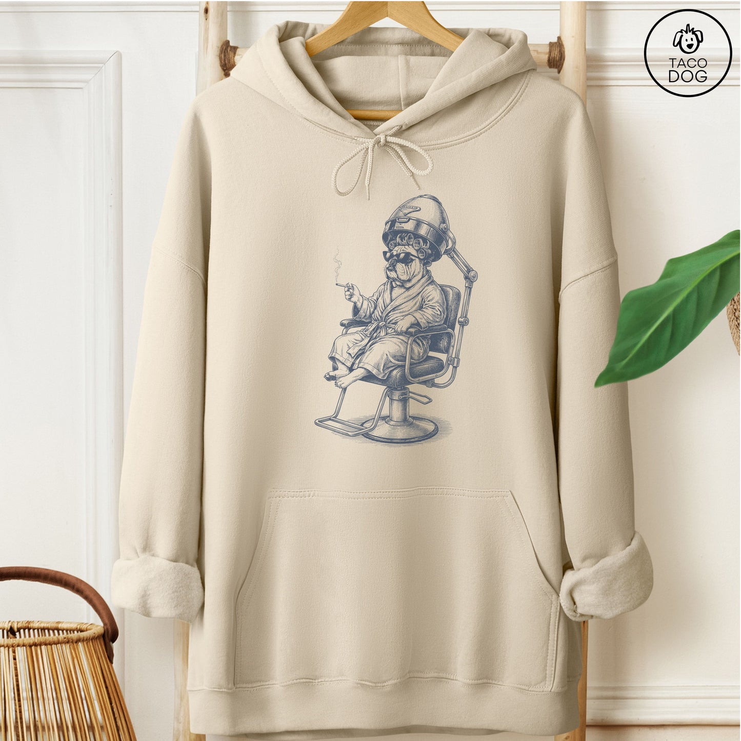 English Bulldog Beauty Shop Hoodie Sand M Taco-Dog